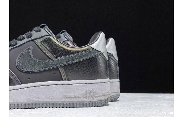 1 CQ1087-001 A Nike Air Low Maniére Ma x Force 1119